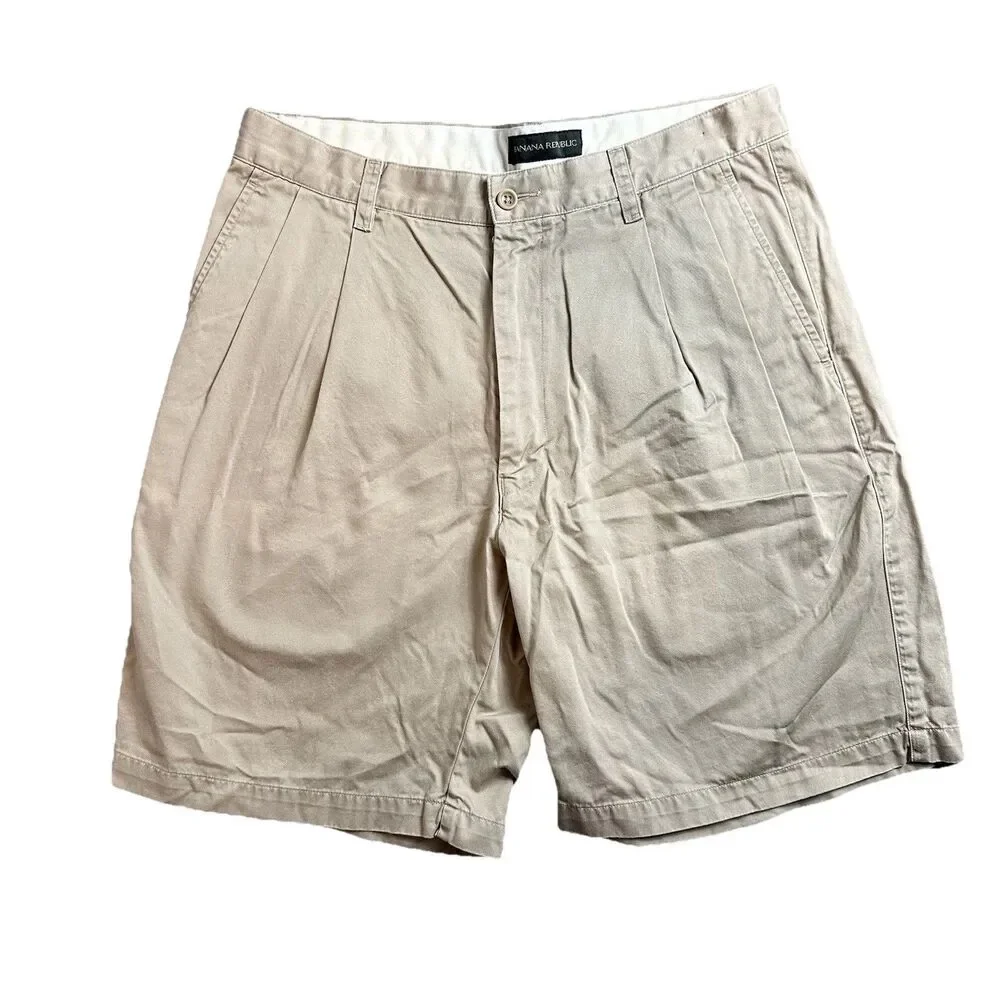 Banana Republic Mens 34R Pleated Chino Shorts Beige Casual Preppy EUC